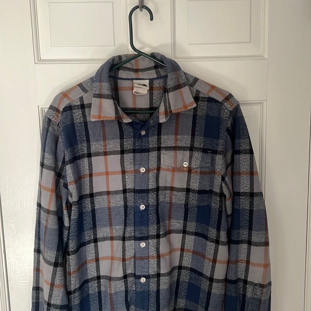 Mens North Face size medium flannel